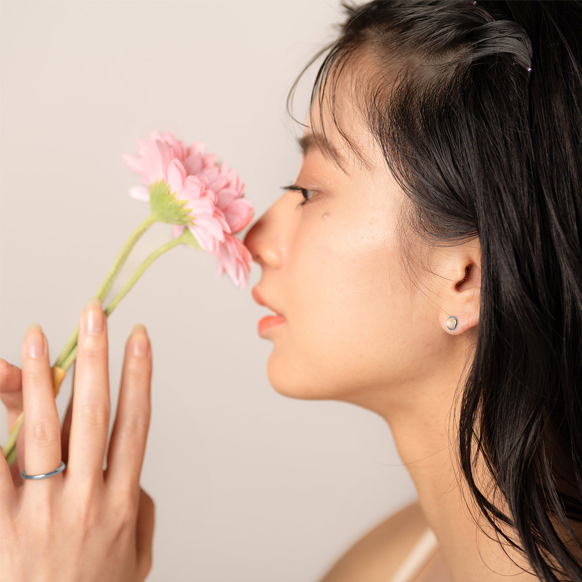 【金属アレルギー対応】ピアス empty-rainbowmoonstone-