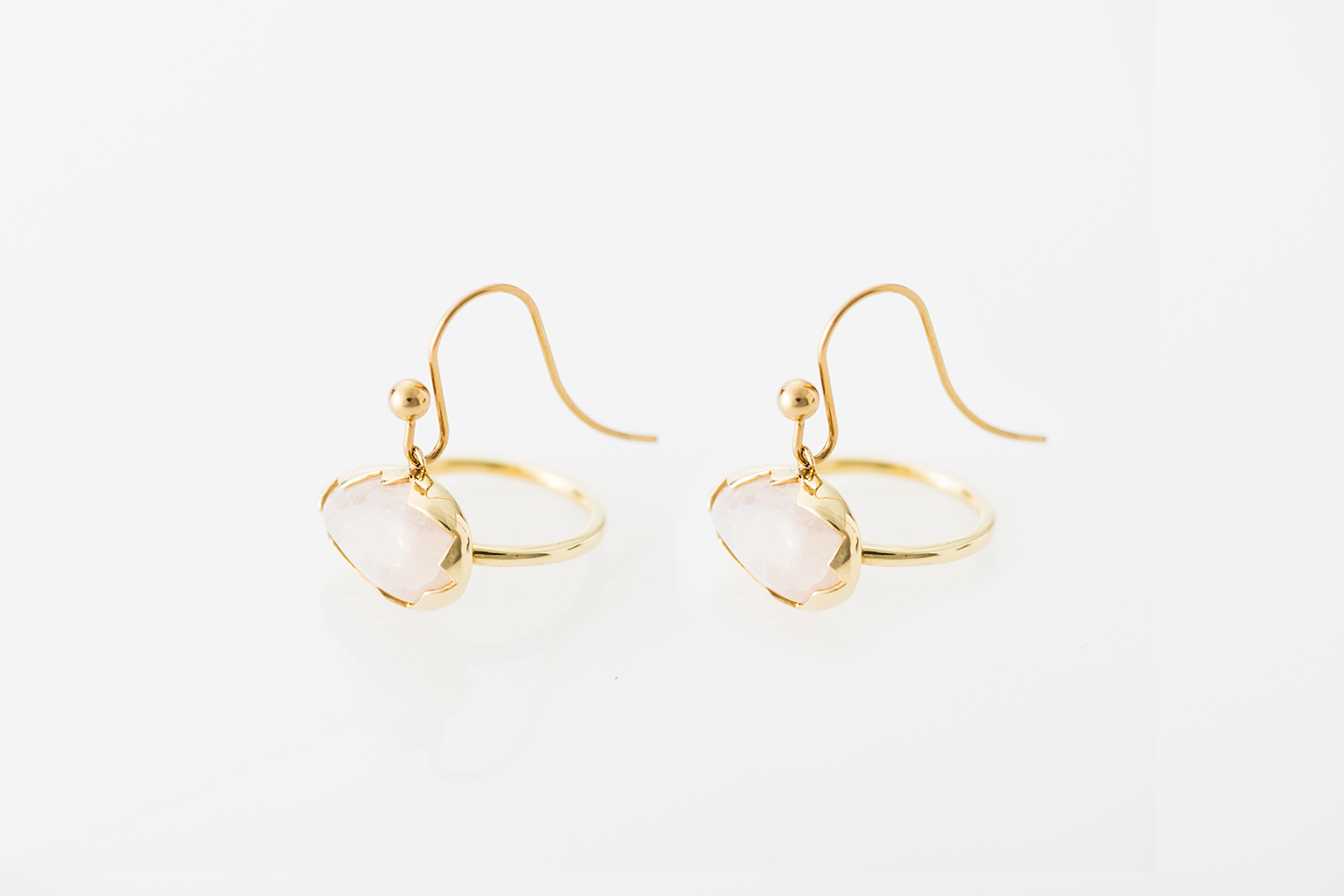 Ring pierced発売