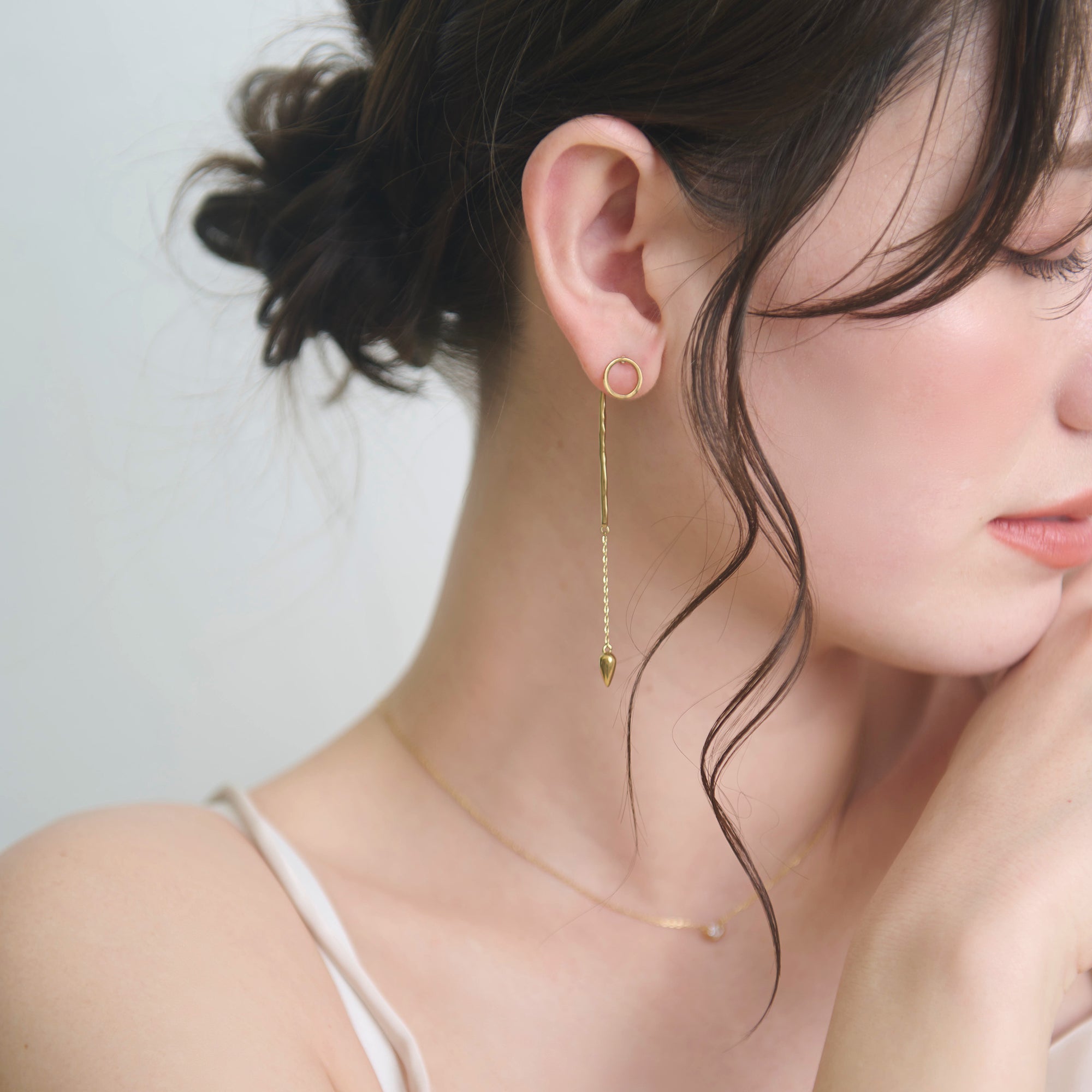 【金属アレルギー対応】ピアス　circle upside-down teardrop