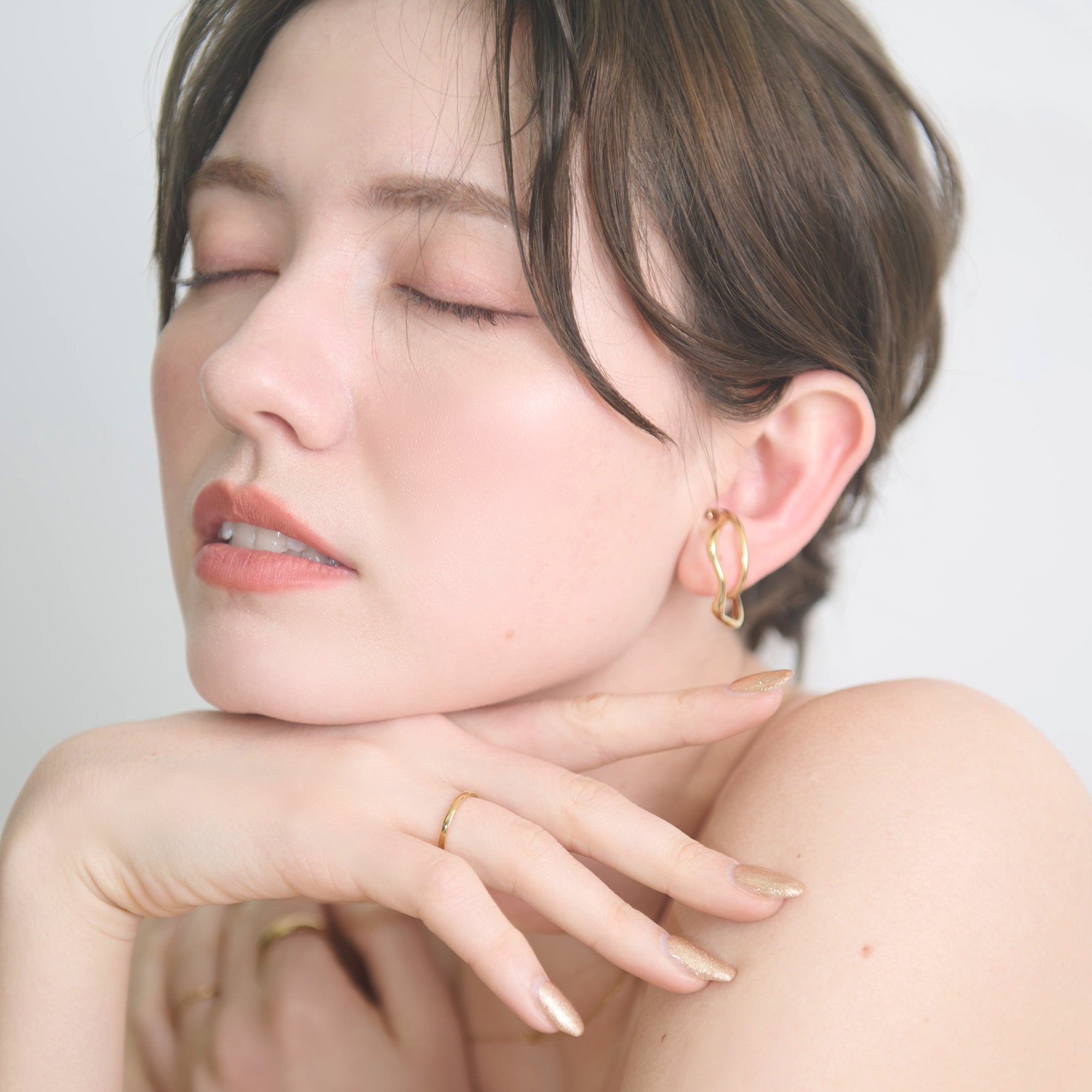 【金属アレルギー対応】イヤーカフ　hyeon