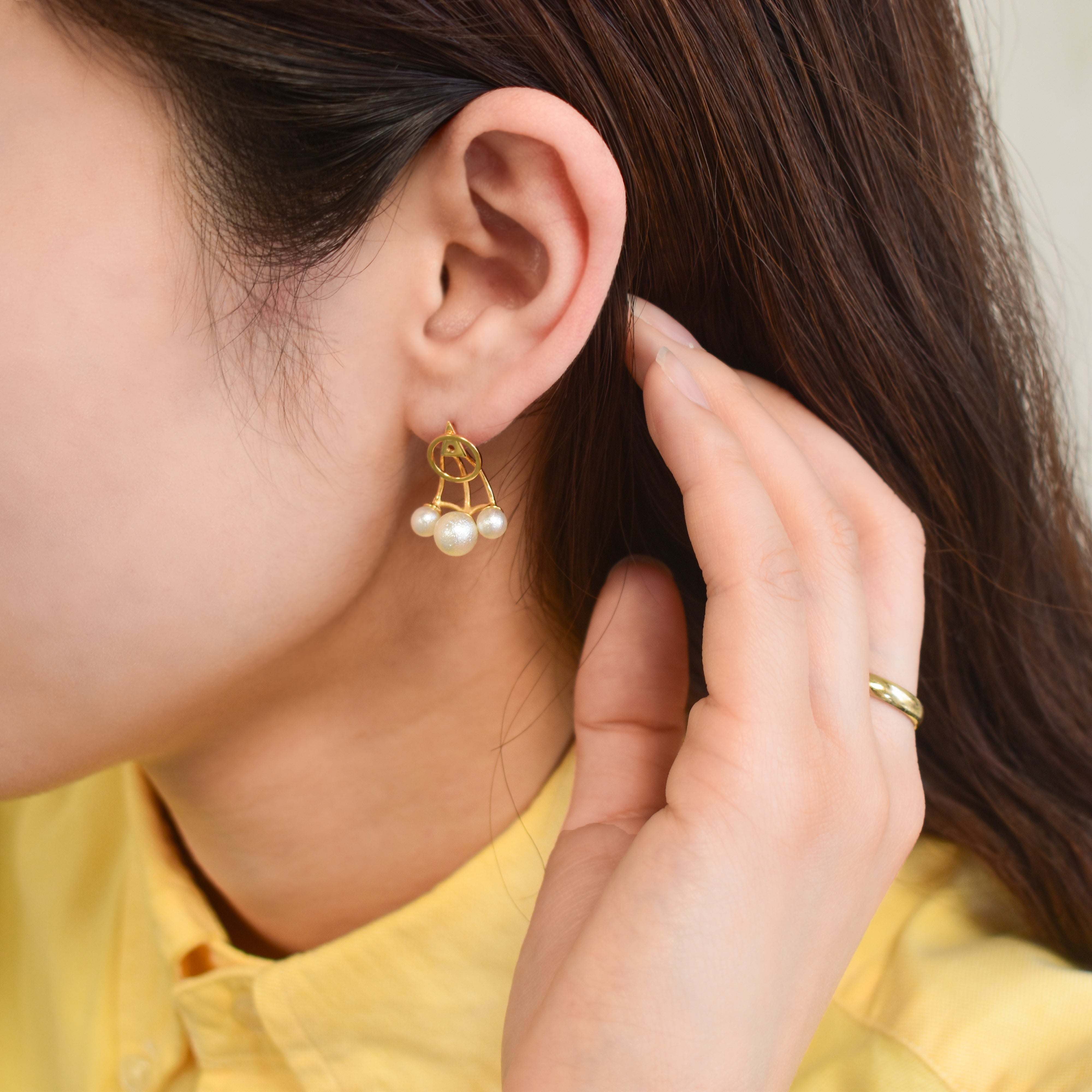 【金属アレルギー対応】ピアス　circle 3pearl