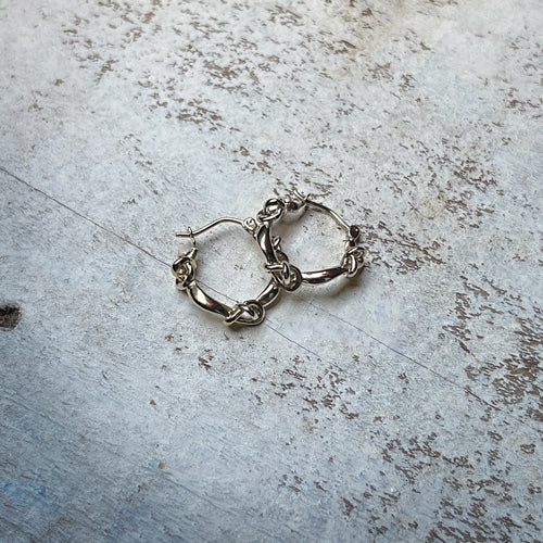 【金属アレルギー対応】ピアス　MUSUBI pierce