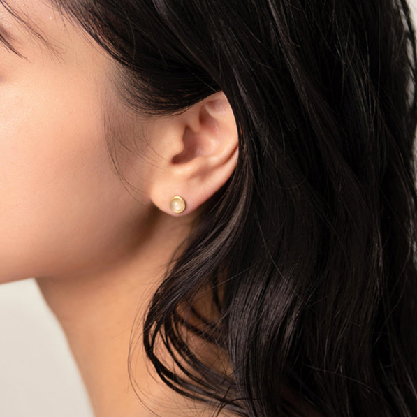【金属アレルギー対応】ピアス　empty-rainbowmoonstone-