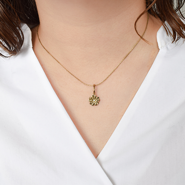 【金属アレルギー対応】ネックレス　Ghislaine de Féligonde