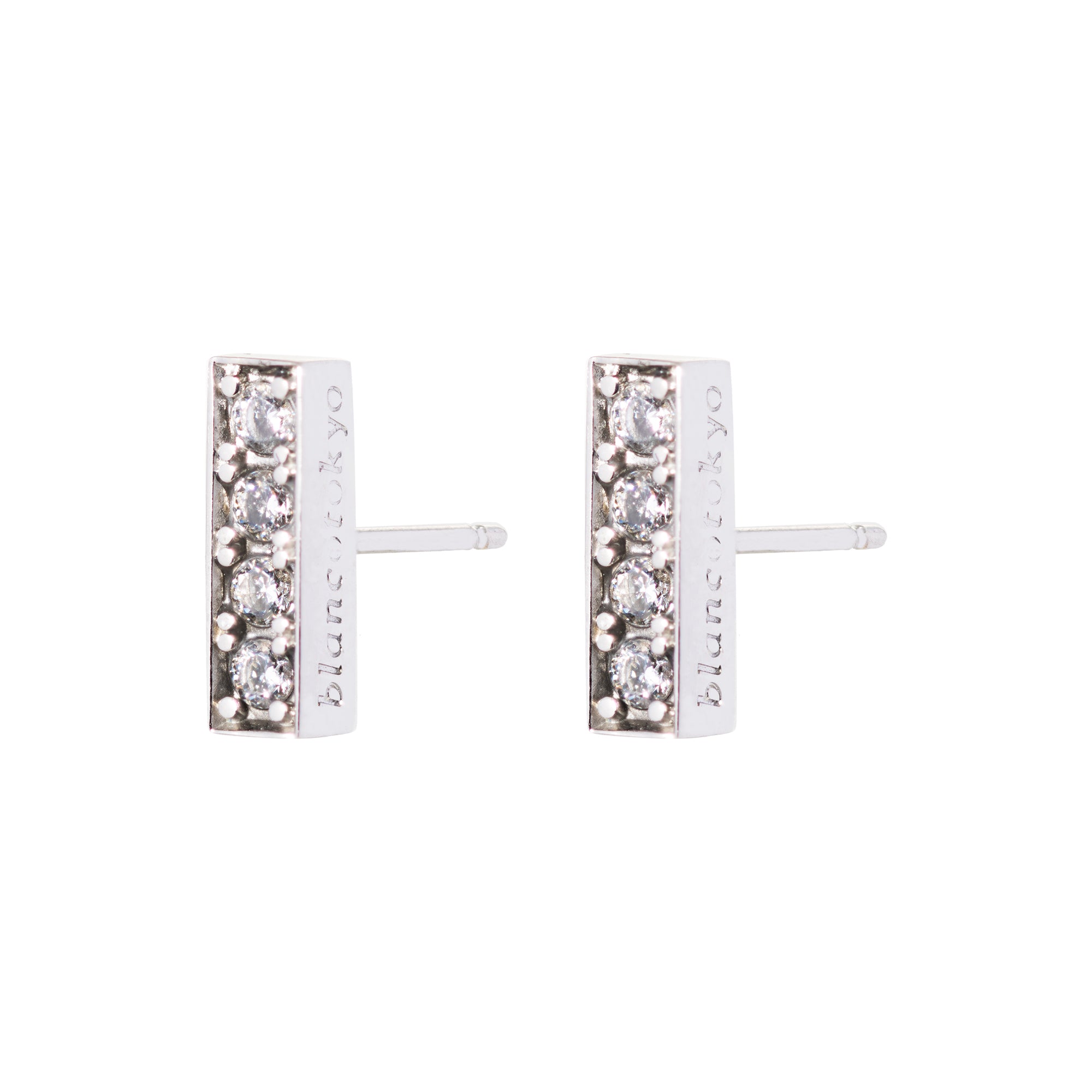 【金属アレルギー対応】ピアス　petit trésor
